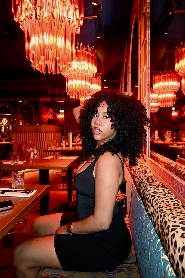 NAOMI CURLS